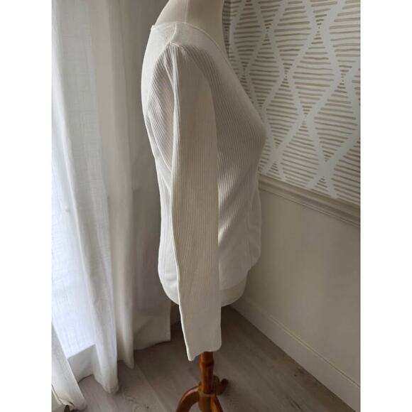 Caslon Women’s Medium White V Neck Button Cardigan - Picture 5 of 6